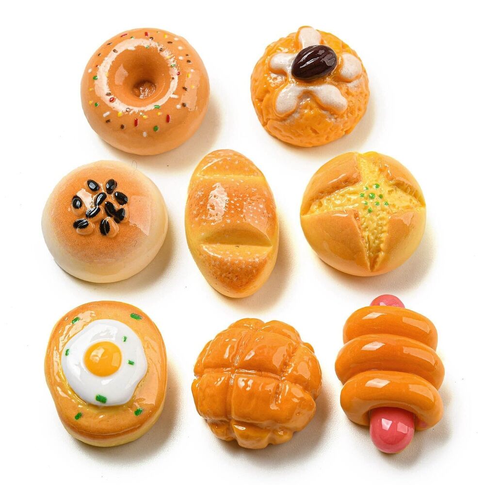 6531 100pcs Random Bread Themed Resin Cabochons Mini Food Embellishments